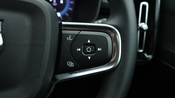 Used Volvo XC40 2024 for sale - 75729246: Photo 25