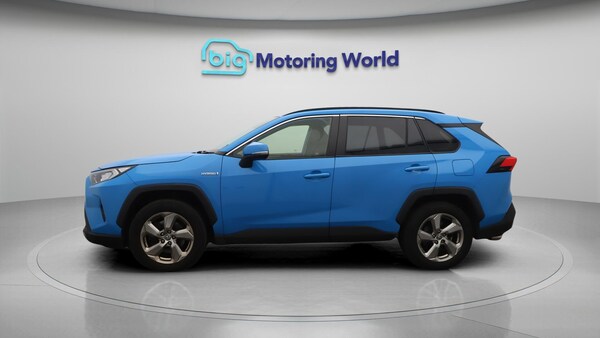 Used Toyota RAV4 2020 for sale - 76294836: Photo 5