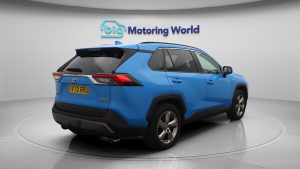 Used Toyota RAV4 2020 for sale - 76294836: Photo 8