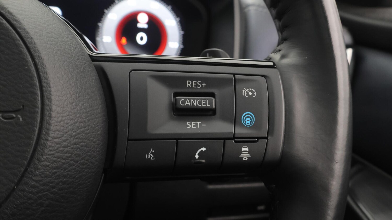 Used Nissan Qashqai for sale - 76727277: Photo 25