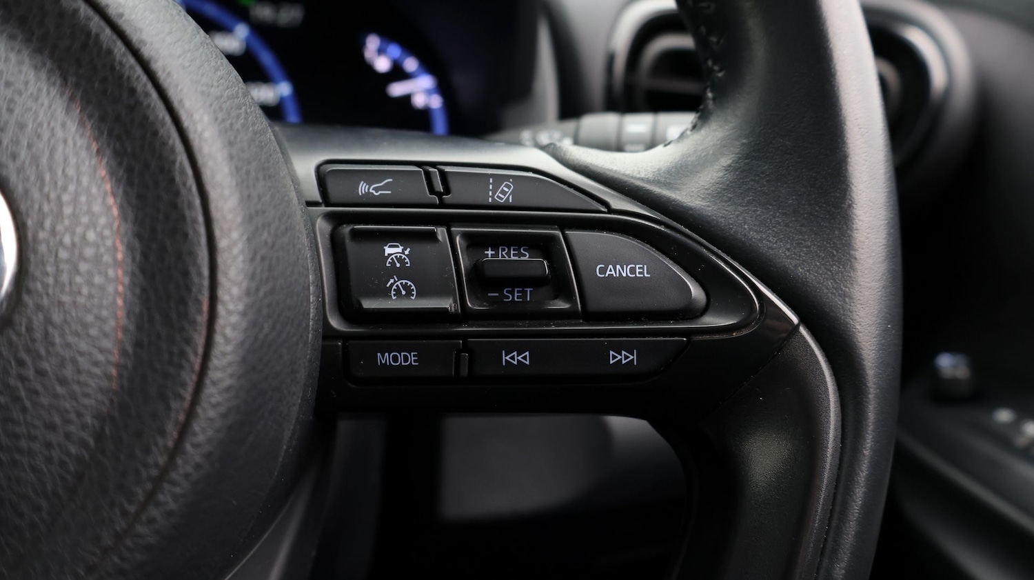 Used Toyota Yaris Cross 2023 for sale - 77474925: Photo 26