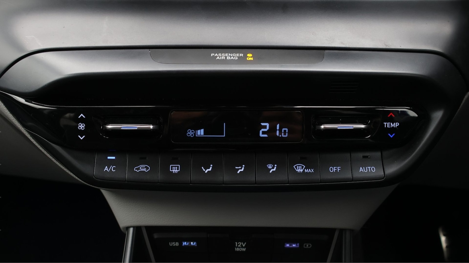 Used Hyundai BAYON 2023 for sale - 77822444: Photo 12