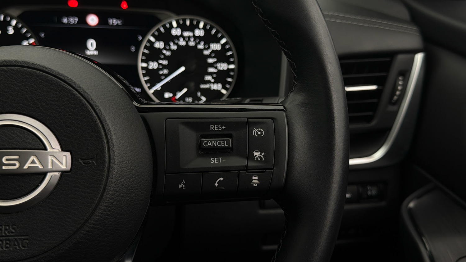 Used Nissan Qashqai 2023 for sale - 78106112: Photo 24