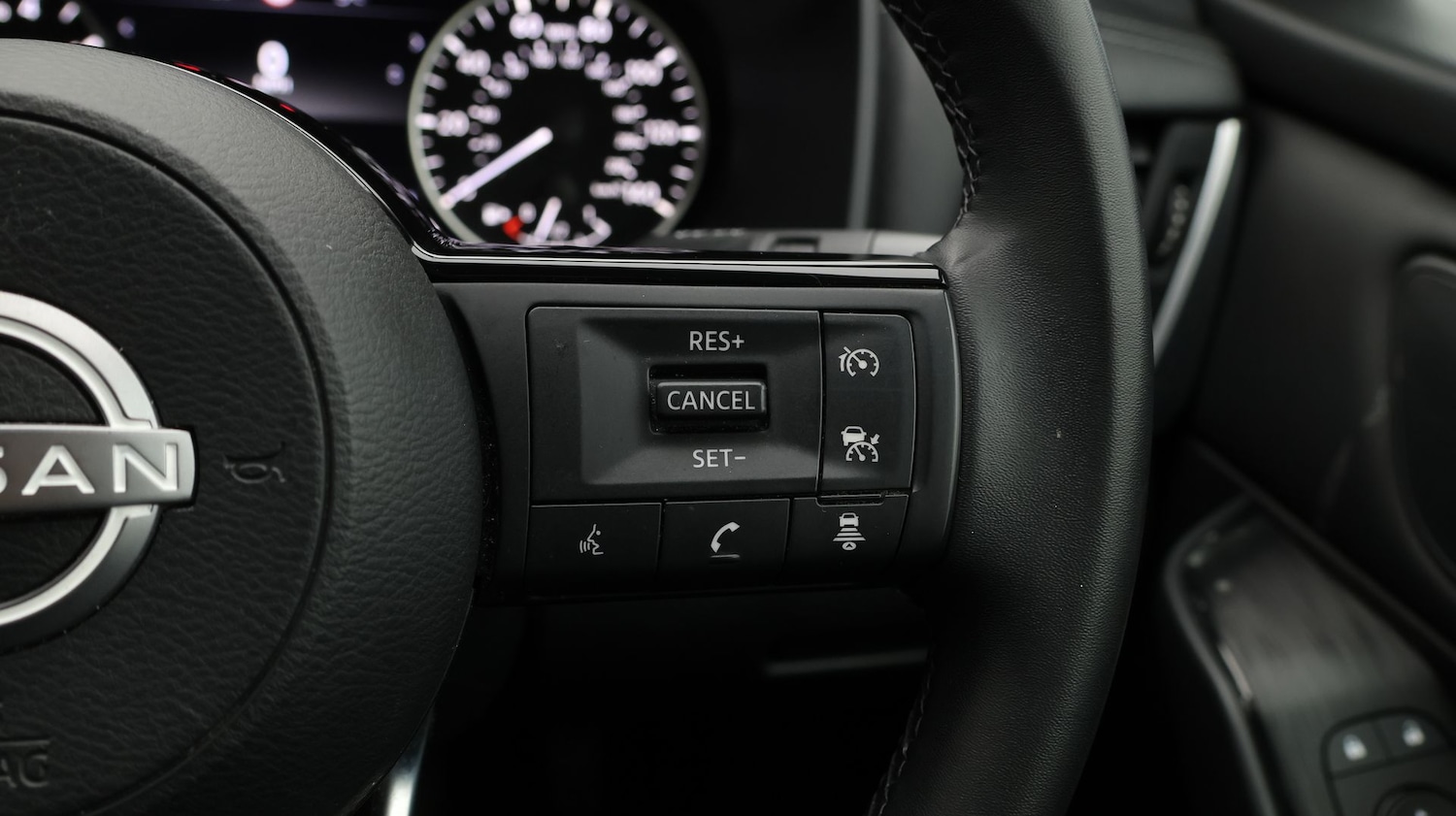 Used Nissan Qashqai 2024 for sale - 77323960: Photo 28