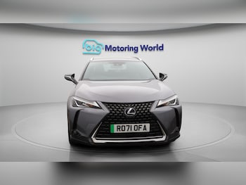 Used Lexus UX 2021 for sale - 76175376: Photo 3
