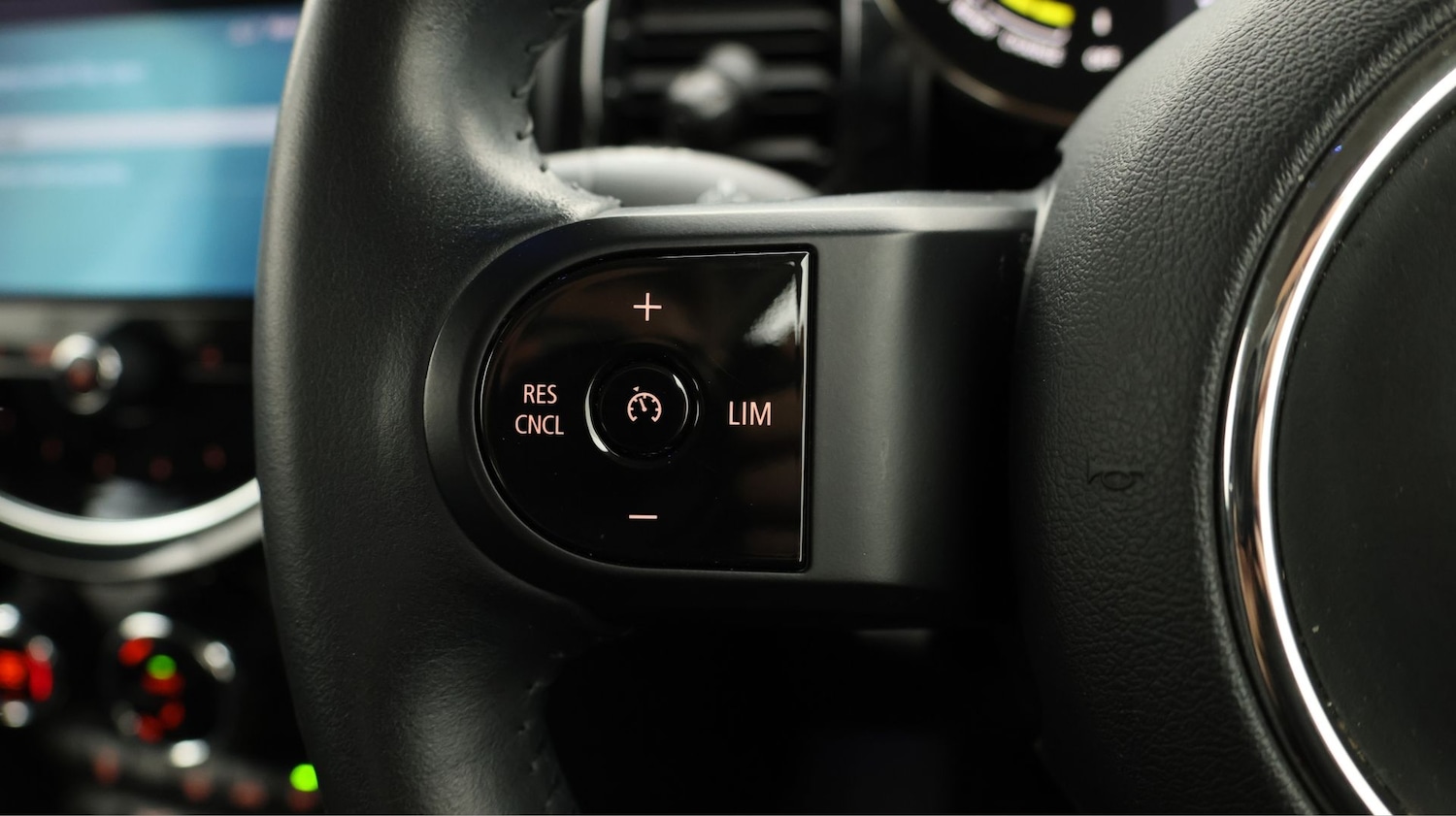 Used MINI Electric Hatch 2021 for sale - 77190352: Photo 25