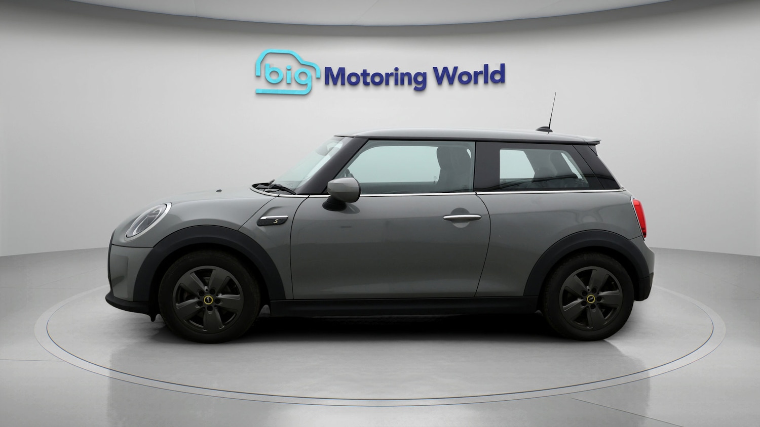Used MINI Electric Hatch 2021 for sale - 77190352: Photo 4
