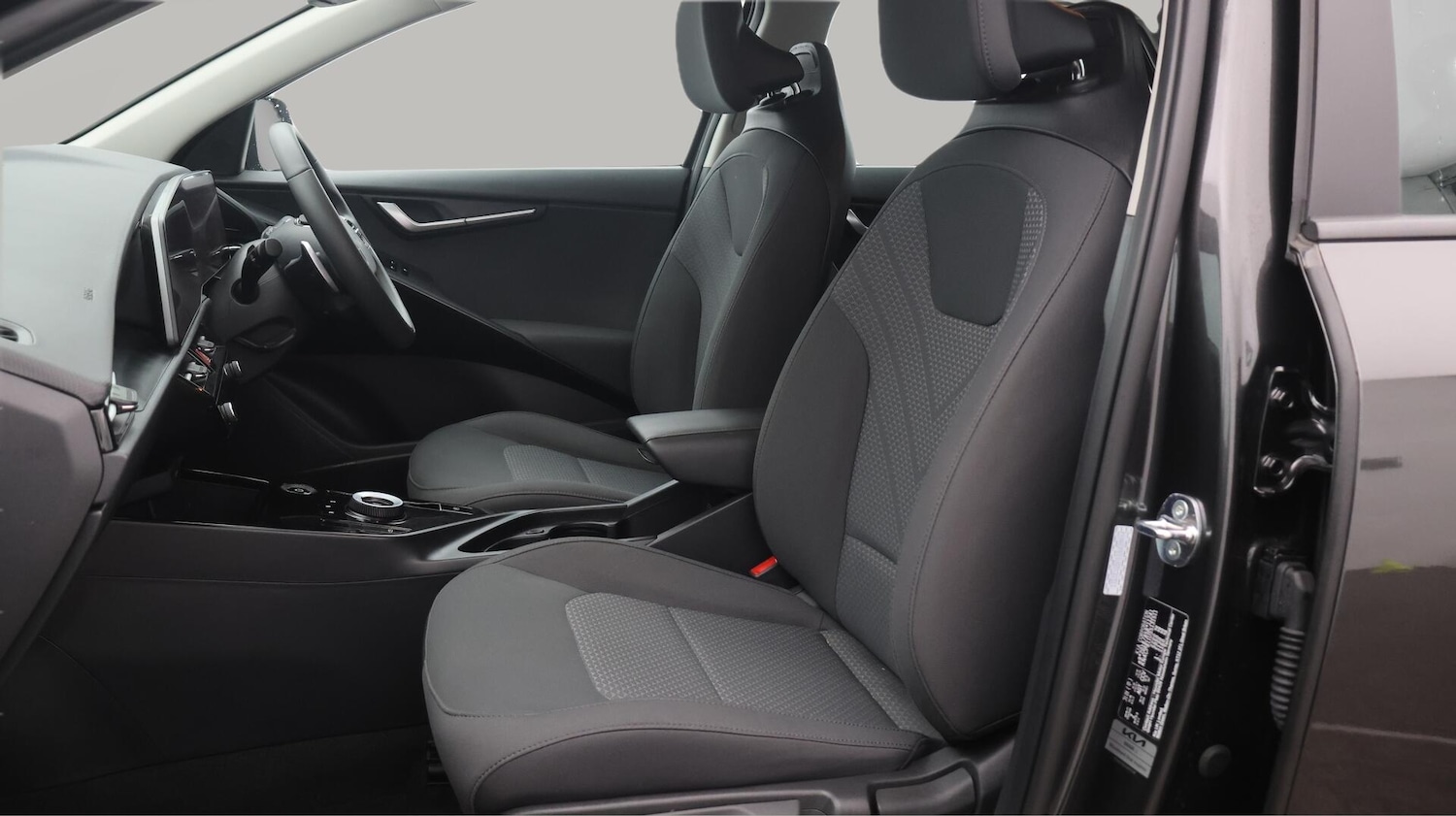 Used Kia Niro 2025 for sale - 76550104: Photo 15