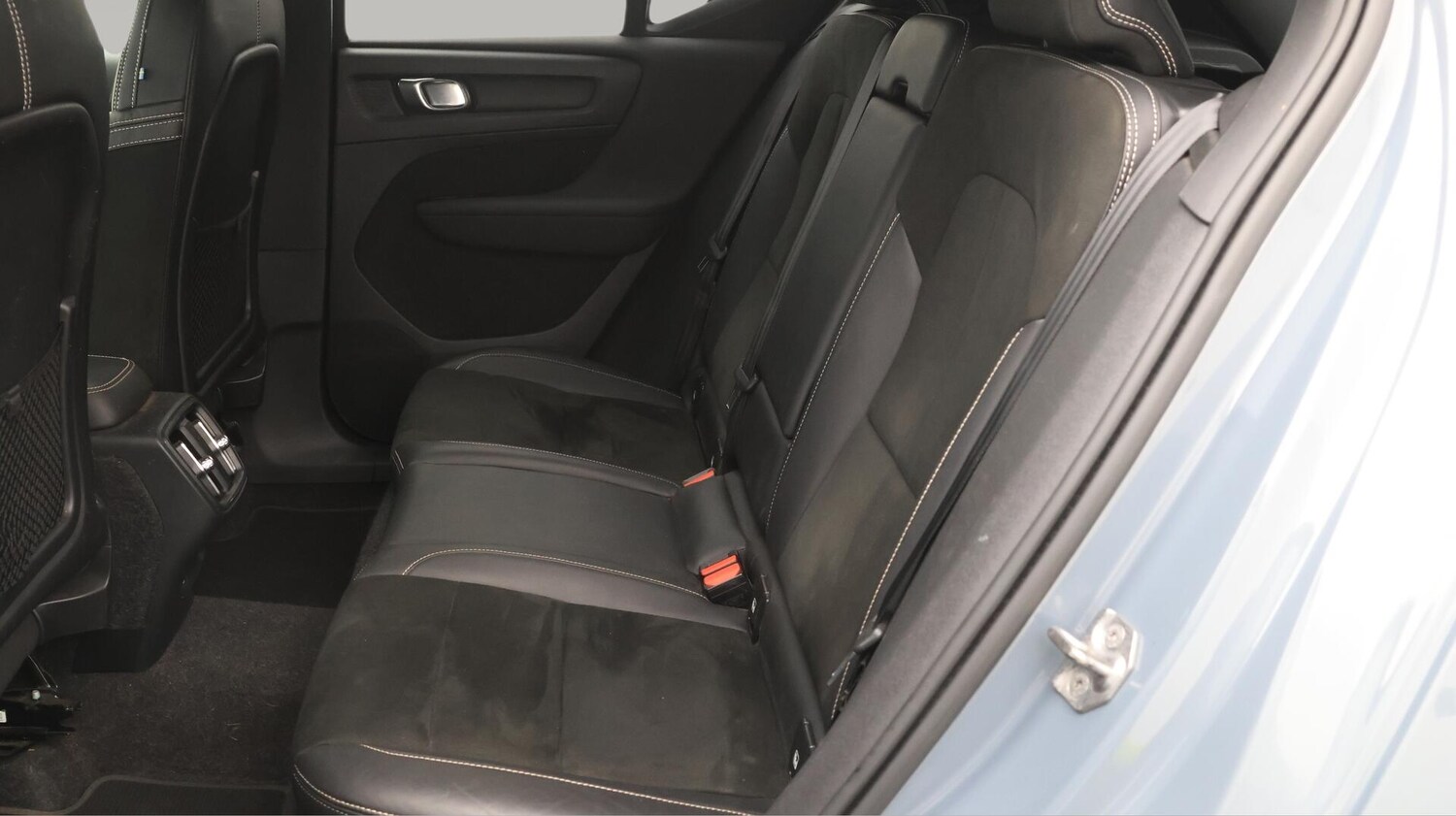 Used Volvo XC40 2021 for sale - 76458059: Photo 17