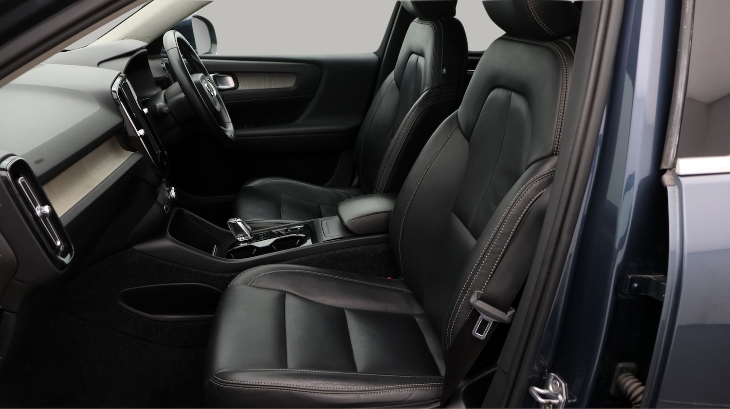 Used Volvo XC40 2019 for sale - 77545657: Photo 14