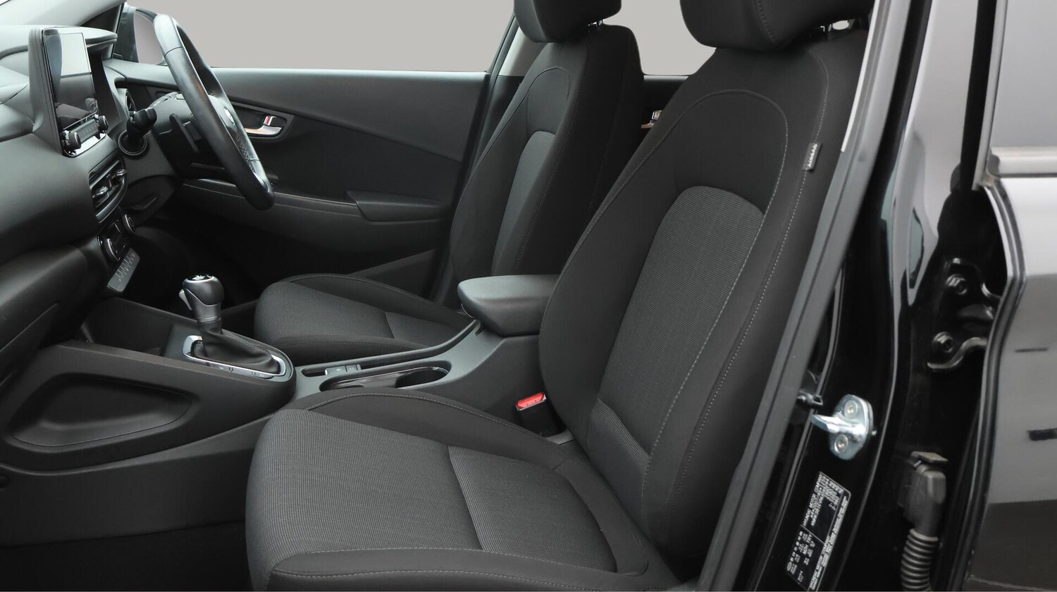 Used Hyundai KONA 2022 for sale - 76270248: Photo 15
