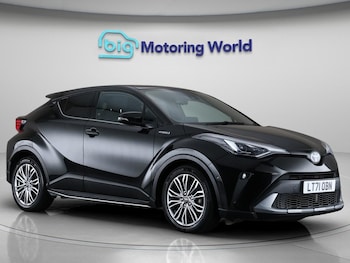 Used Toyota C-HR 2021 for sale - 76657076: Photo