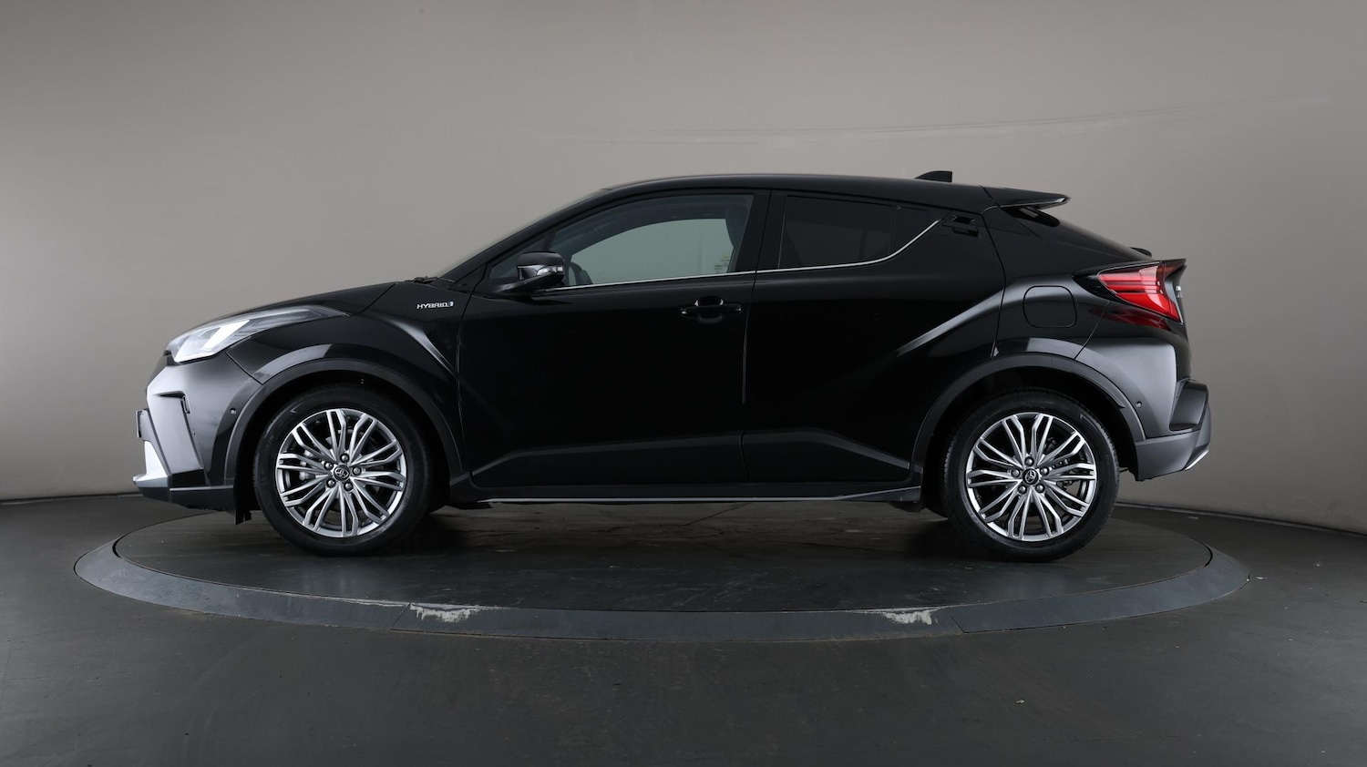 Used Toyota C-HR 2021 for sale - 76657076: Photo 38