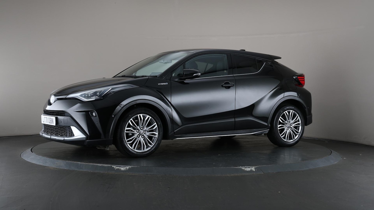 Used Toyota C-HR 2021 for sale - 76657076: Photo 42