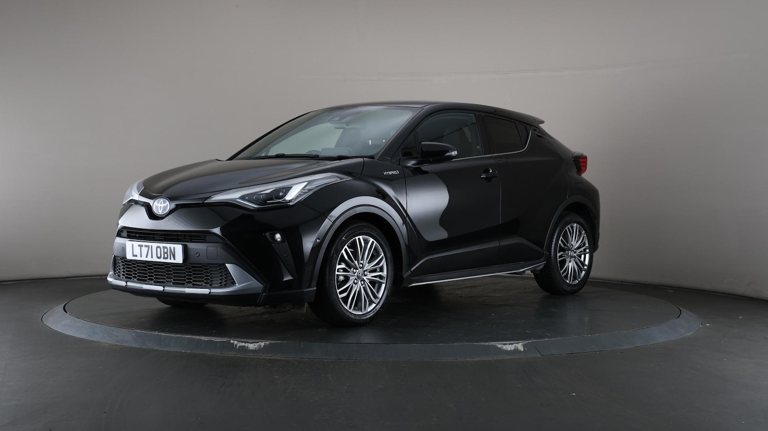 Used Toyota C-HR 2021 for sale - 76657076: Photo 44
