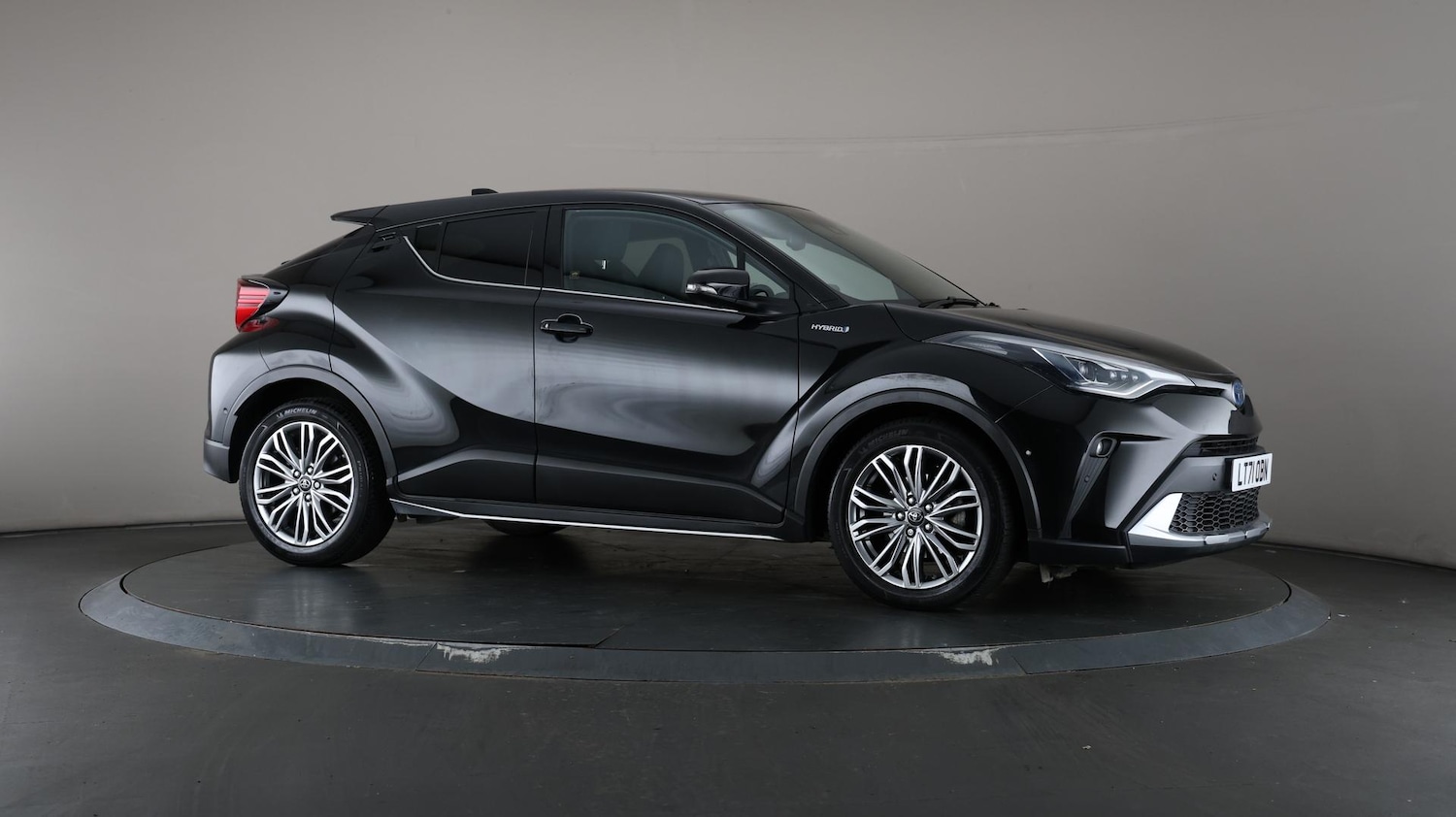 Used Toyota C-HR 2021 for sale - 76657076: Photo 57