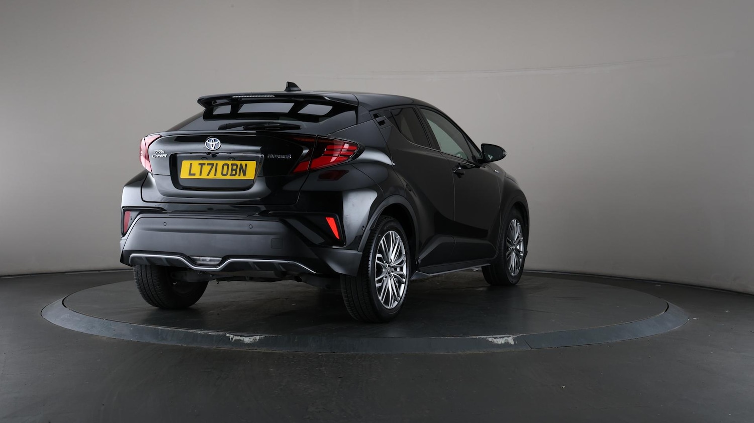 Used Toyota C-HR 2021 for sale - 76657076: Photo 70