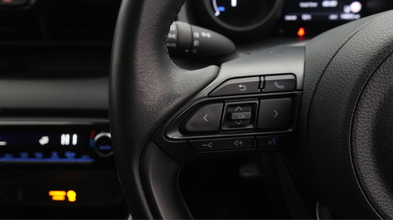 Used Toyota Yaris 2022 for sale - 77137426: Photo 26