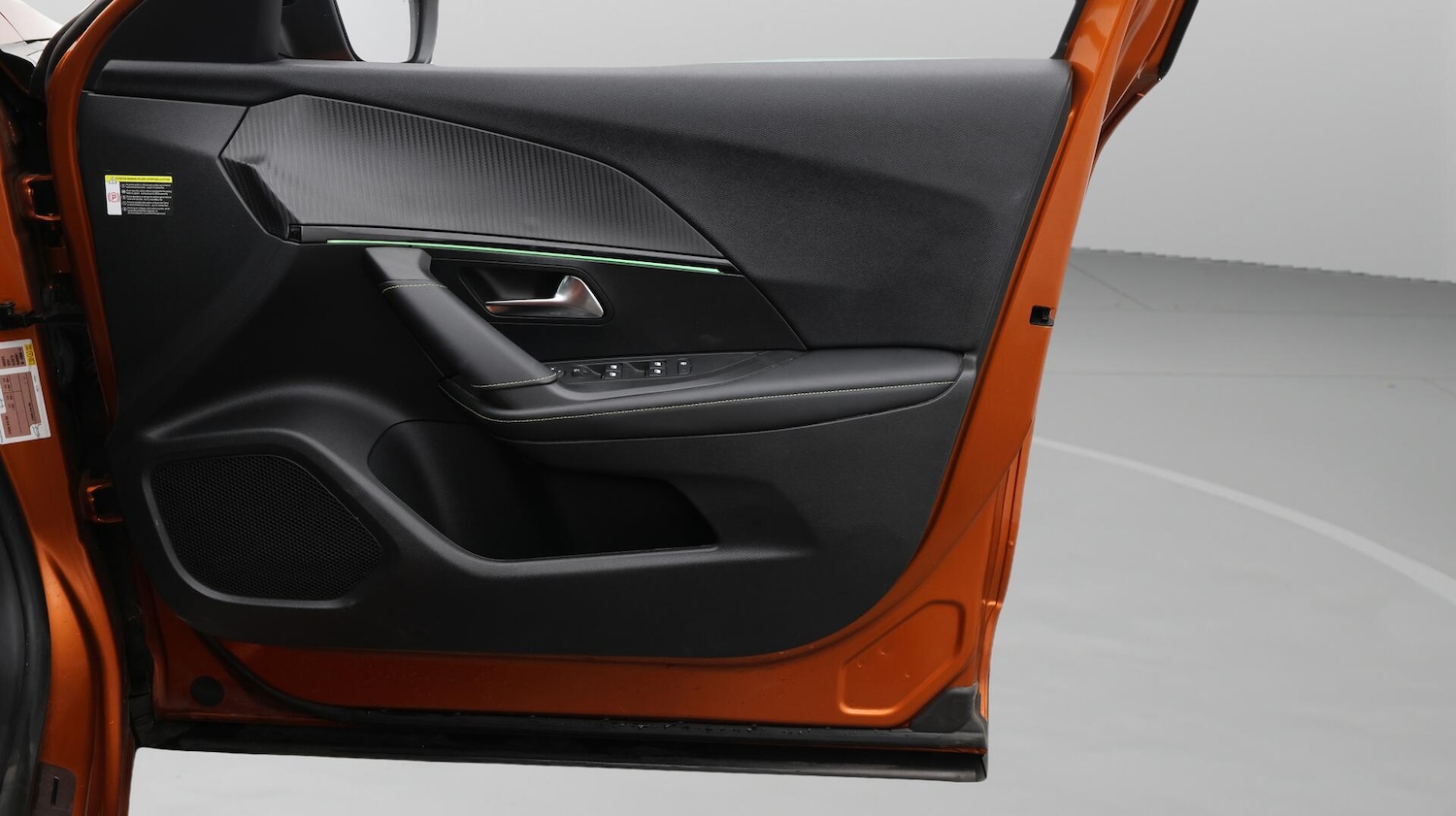 Used Peugeot E-2008 2021 for sale - 76388097: Photo 16