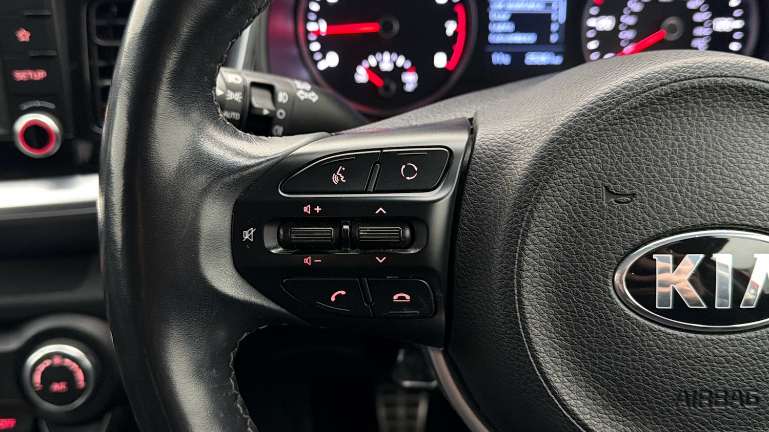 Used Kia Stonic 2019 for sale - 78038727: Photo 22