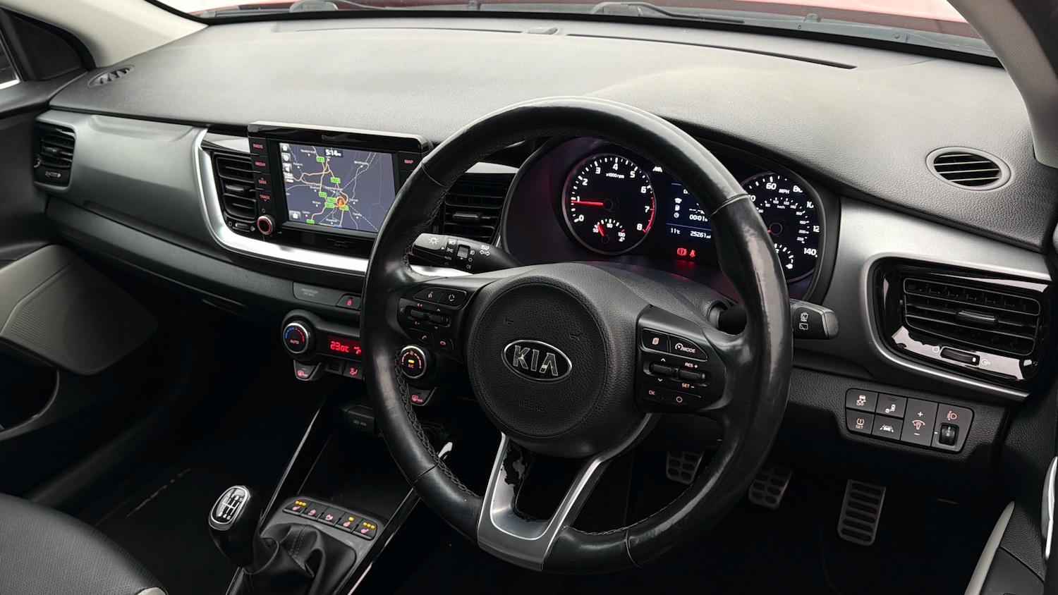 Used Kia Stonic 2019 for sale - 78038727: Photo 9