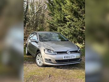 Used Volkswagen Golf 2015 for sale - 78232150: Photo