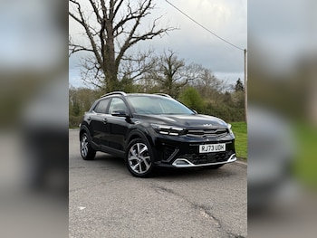 Used Kia Stonic 2023 for sale - 78230610: Photo