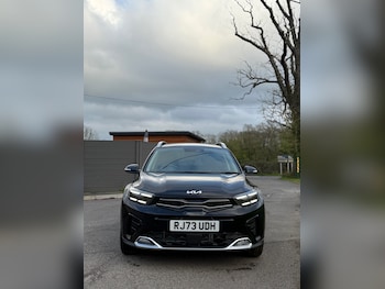 Used Kia Stonic 2023 for sale - 78230610: Photo