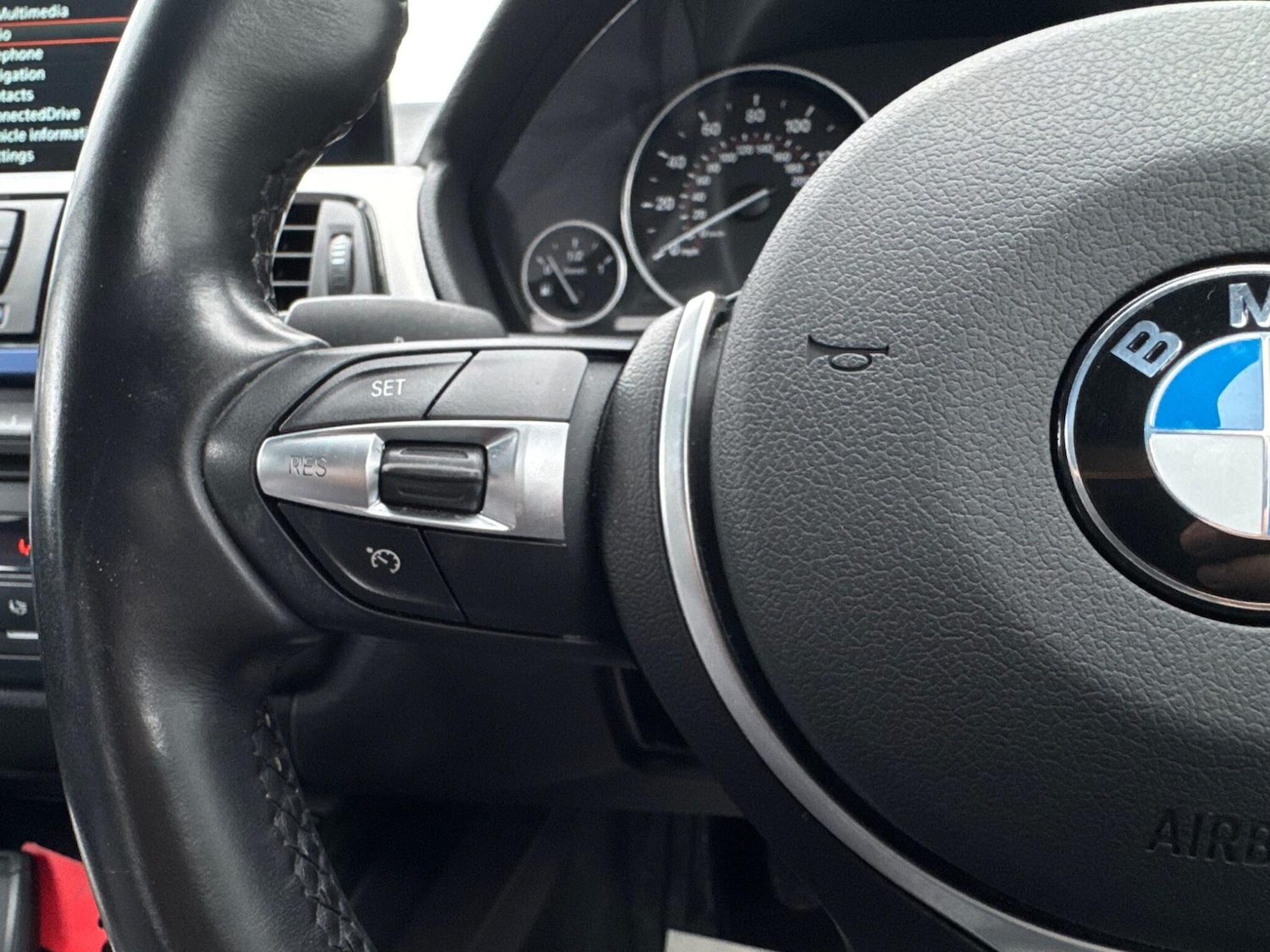 Used BMW 3 Series 2013 for sale - 77191889: Photo 31