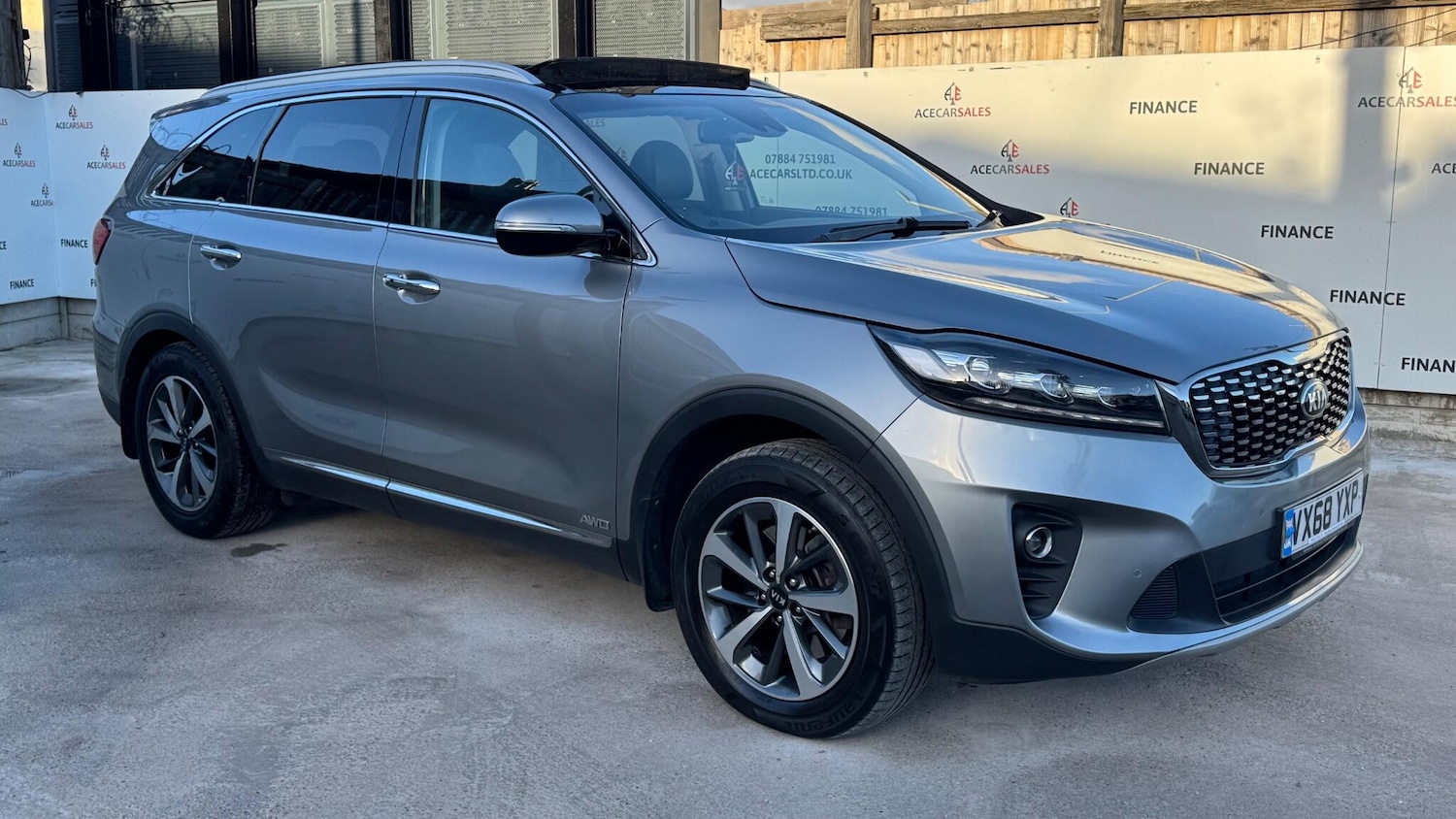 Used Kia Sorento 2018 for sale - 76913758: Photo 2