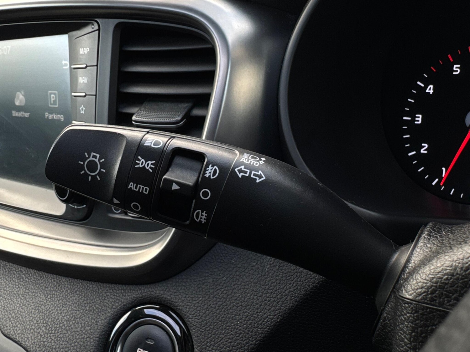 Used Kia Sorento 2018 for sale - 76913758: Photo 32