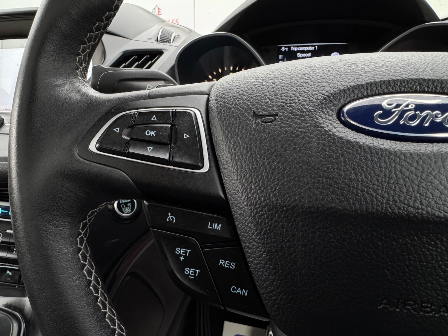 Used Ford Kuga 2017 for sale - 77455280: Photo 32