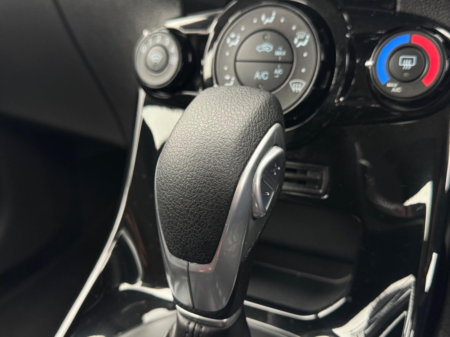 Used Ford Fiesta for sale - 76499023: Photo 27