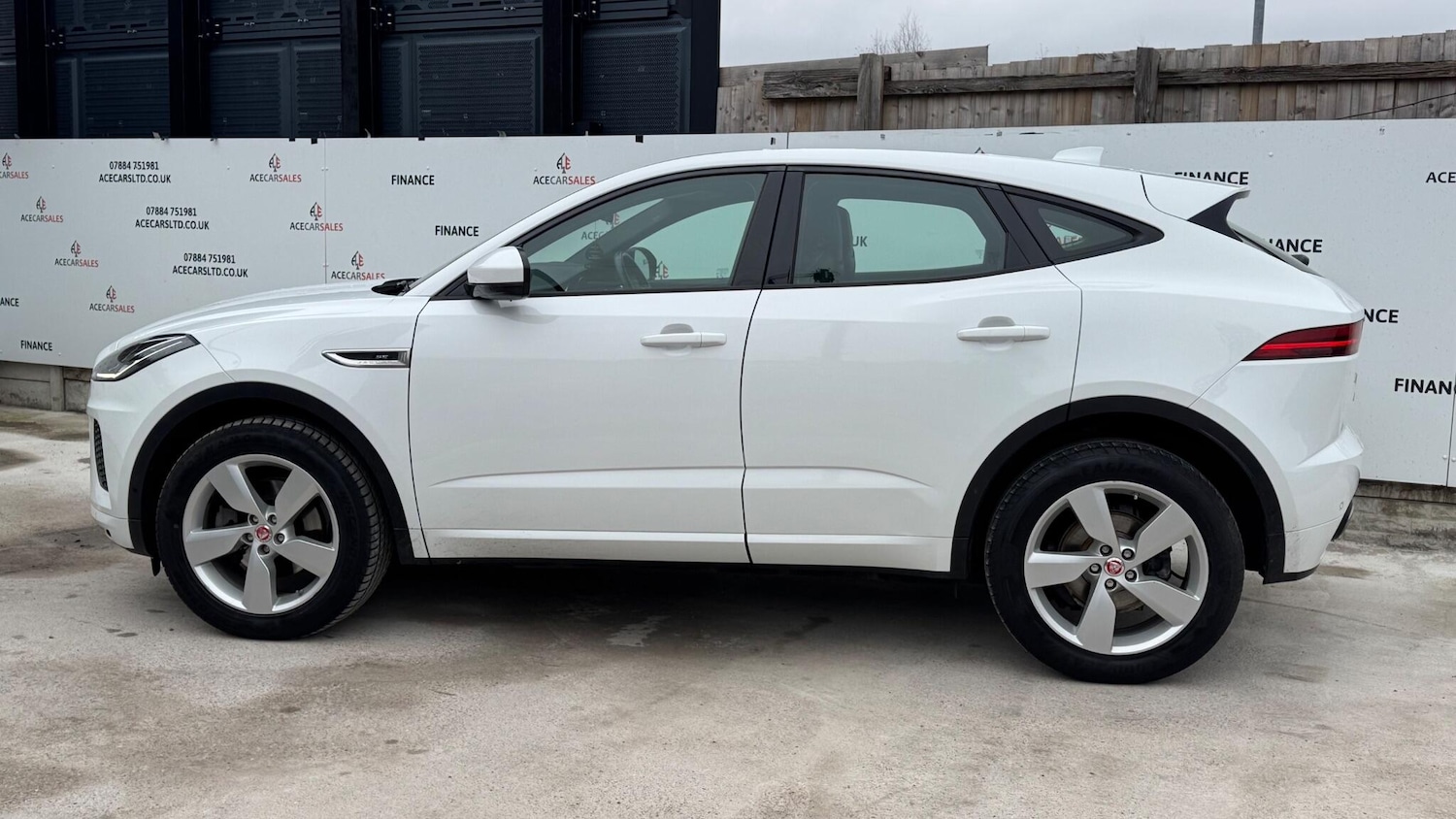 Used Jaguar E-Pace 2019 for sale - 77331453: Photo 5