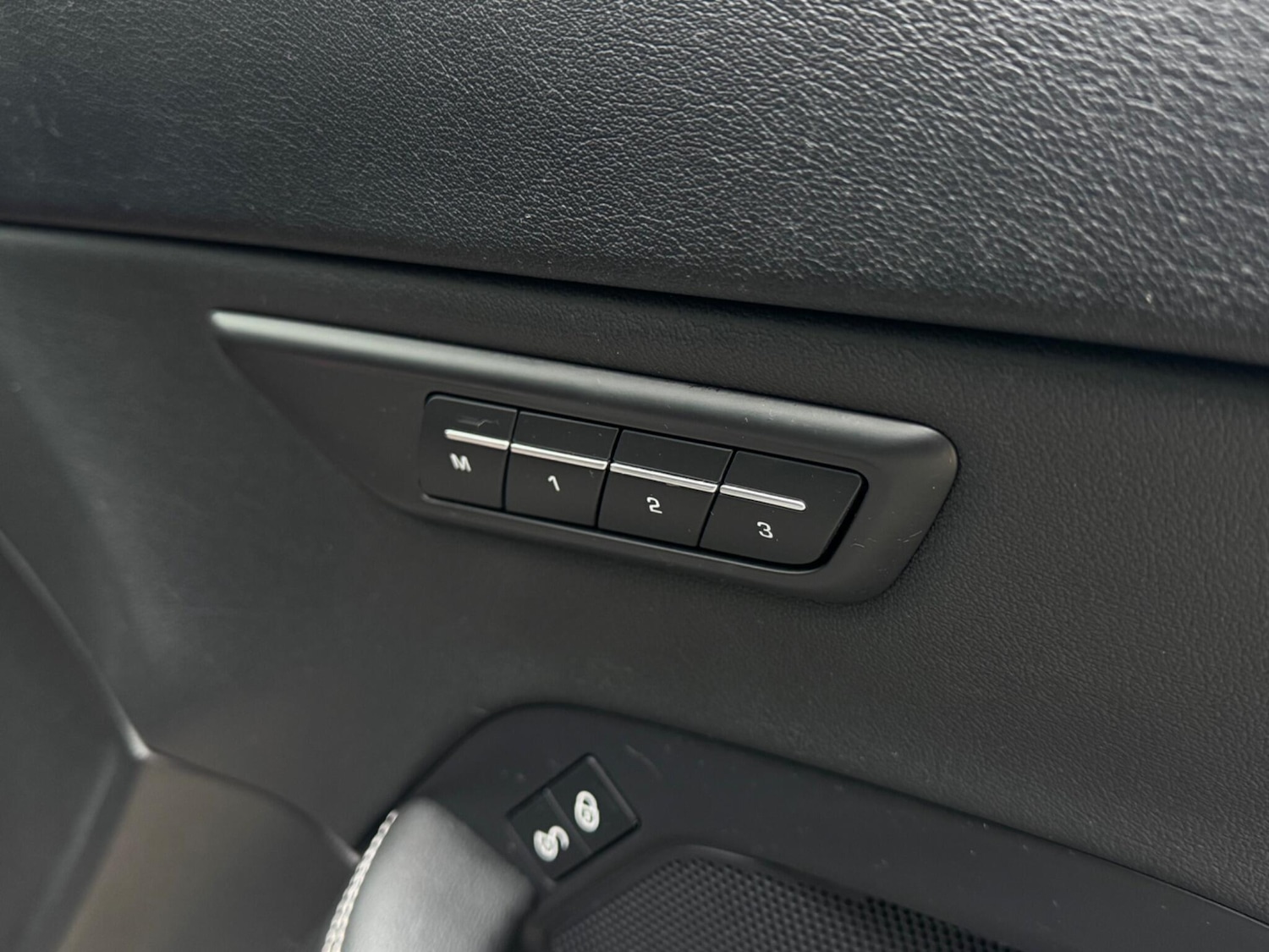 Used Jaguar E-Pace 2019 for sale - 77331453: Photo 74