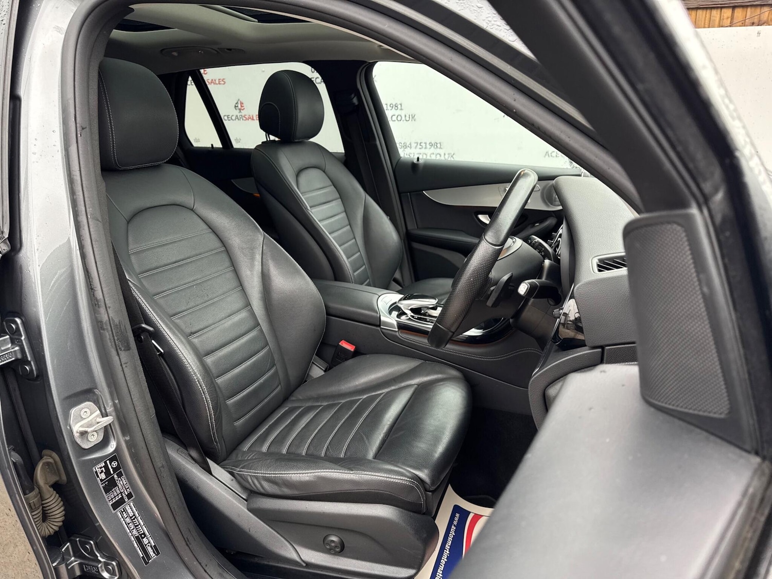 Used Mercedes-Benz GLC 2016 for sale - 76562327: Photo 12