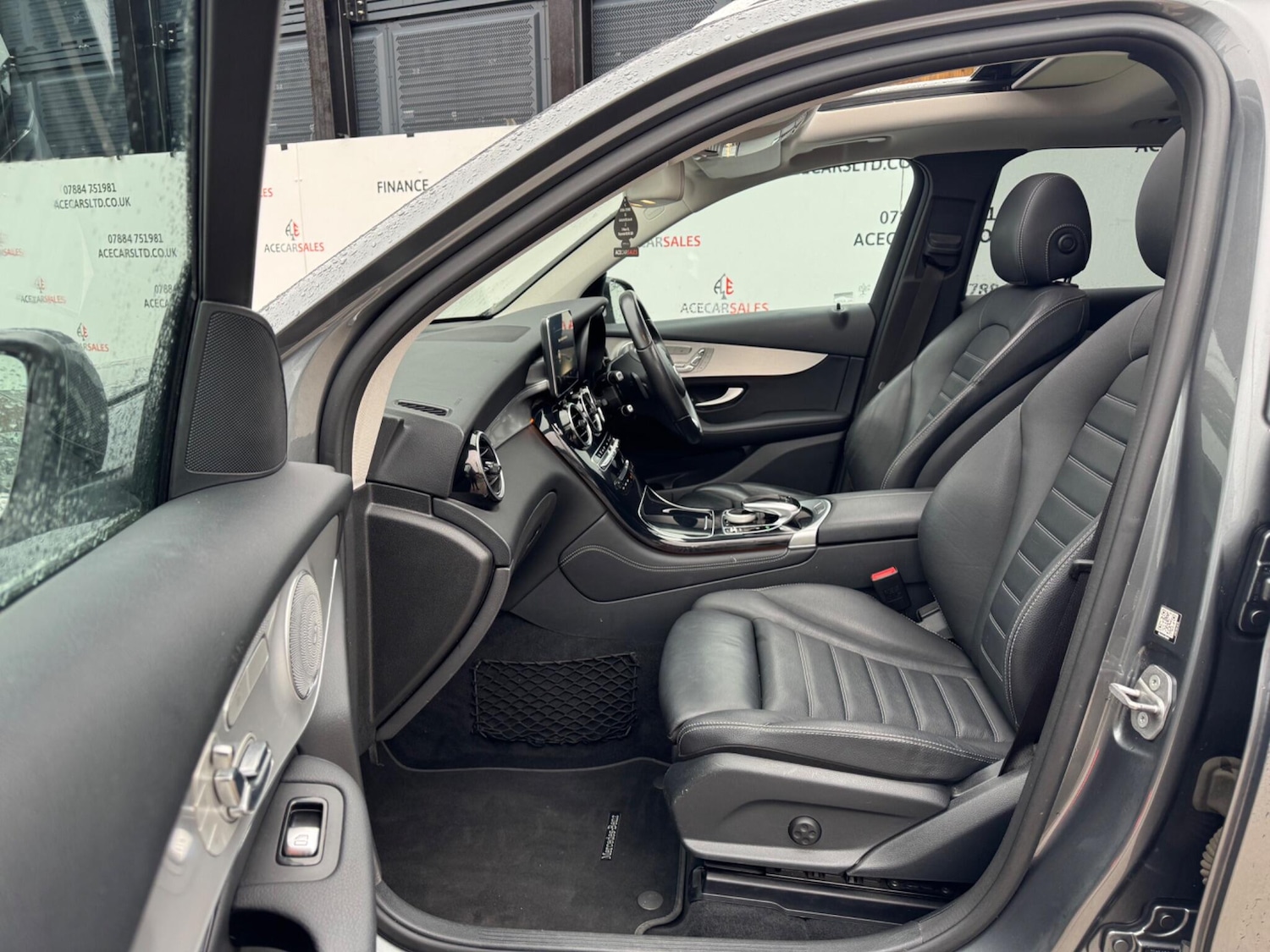 Used Mercedes-Benz GLC 2016 for sale - 76562327: Photo 18