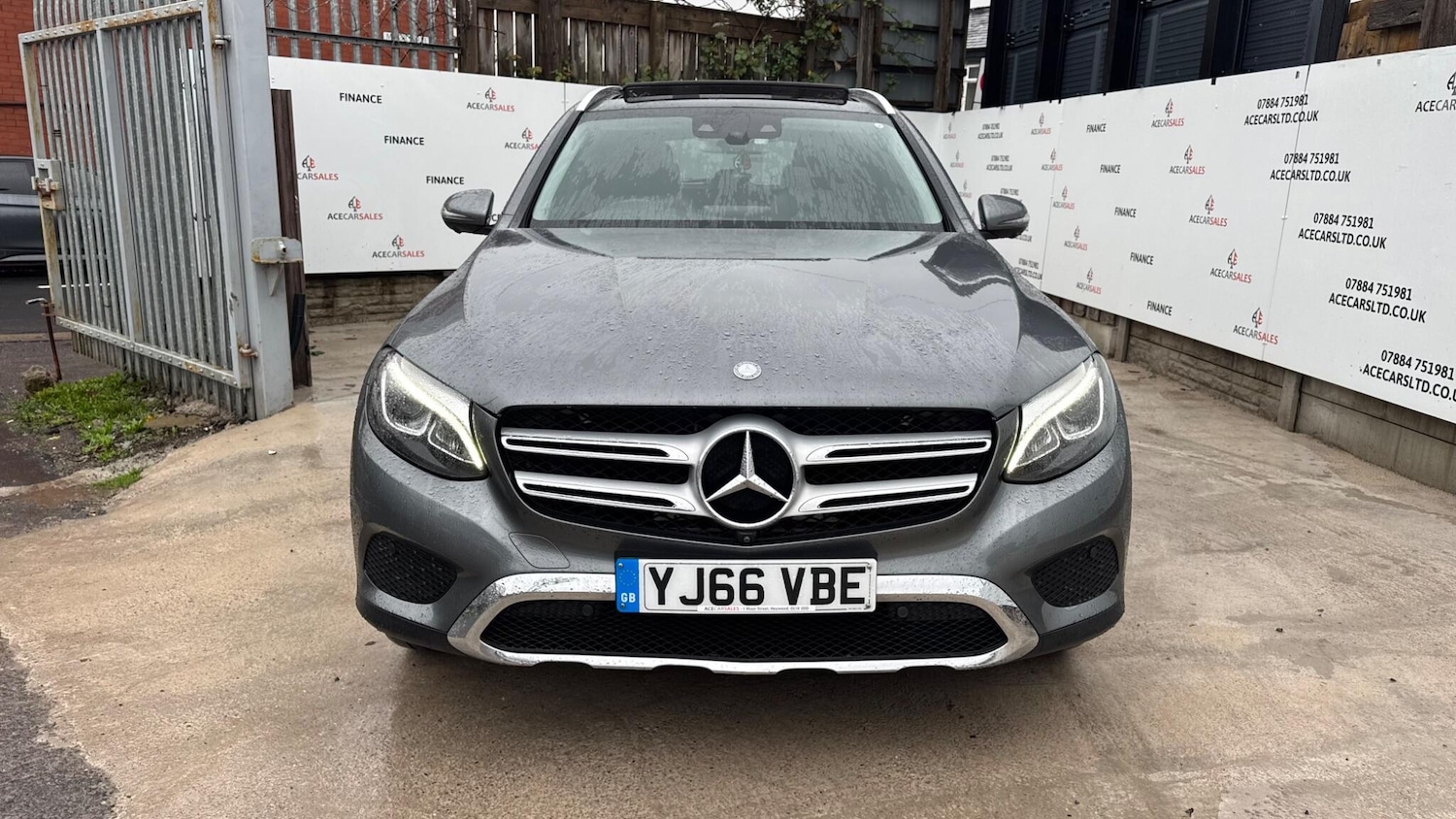Used Mercedes-Benz GLC 2016 for sale - 76562327: Photo 3