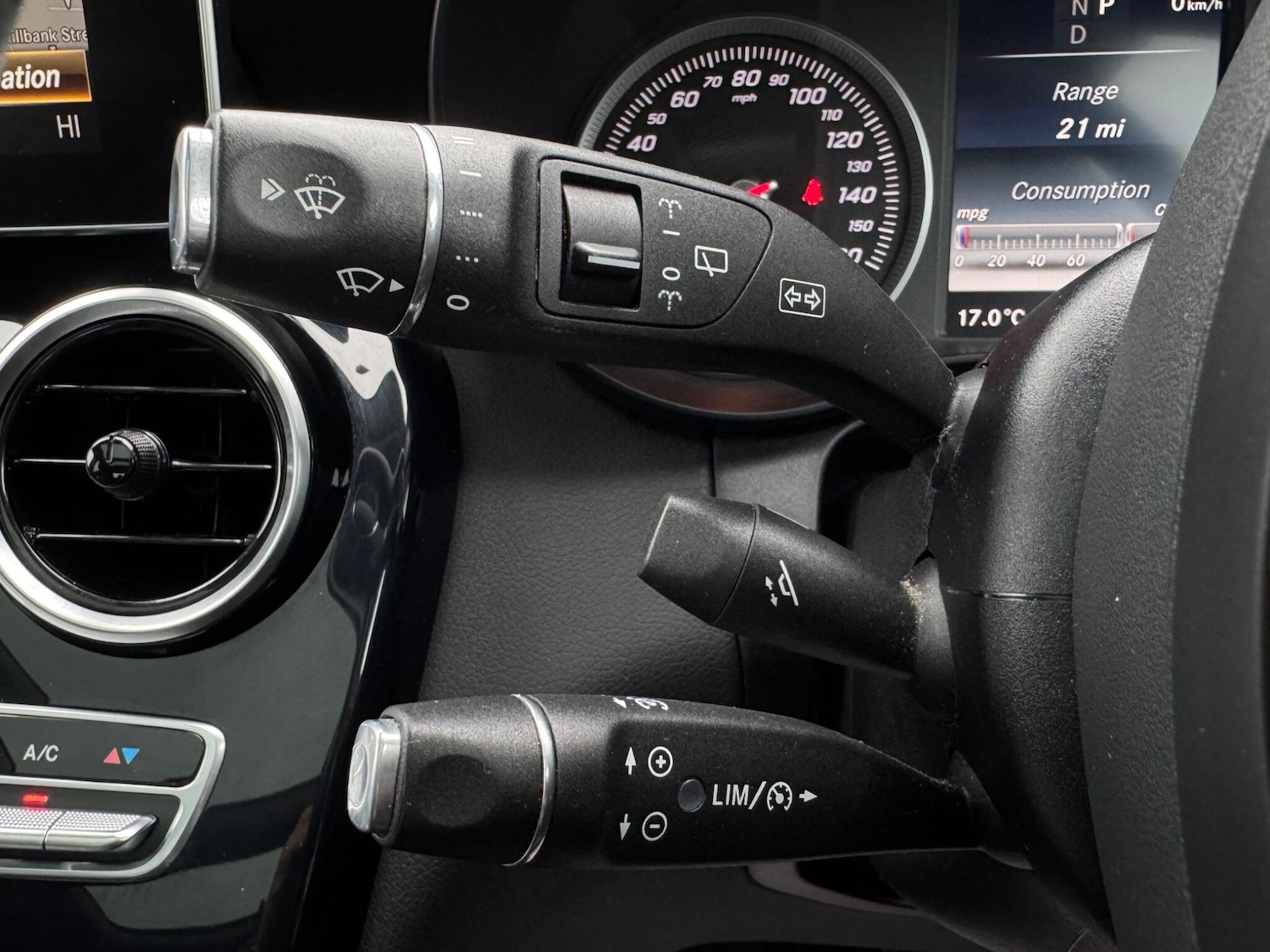 Used Mercedes-Benz GLC 2016 for sale - 76562327: Photo 31