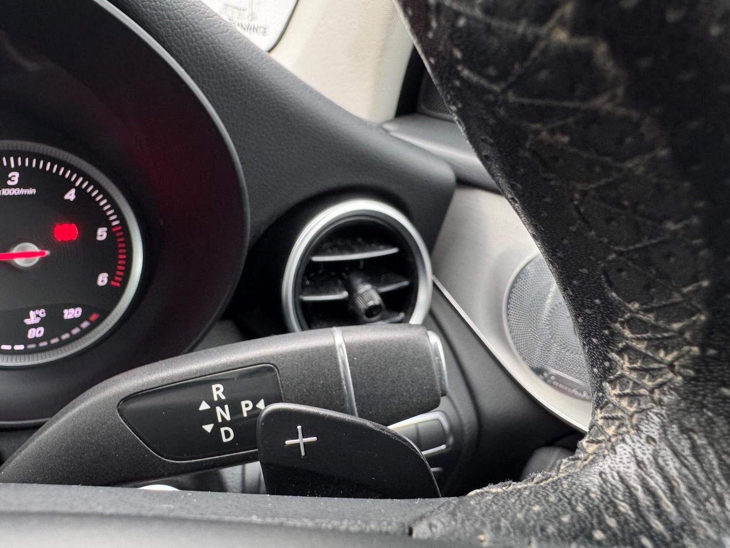 Used Mercedes-Benz GLC 2016 for sale - 76562327: Photo 36