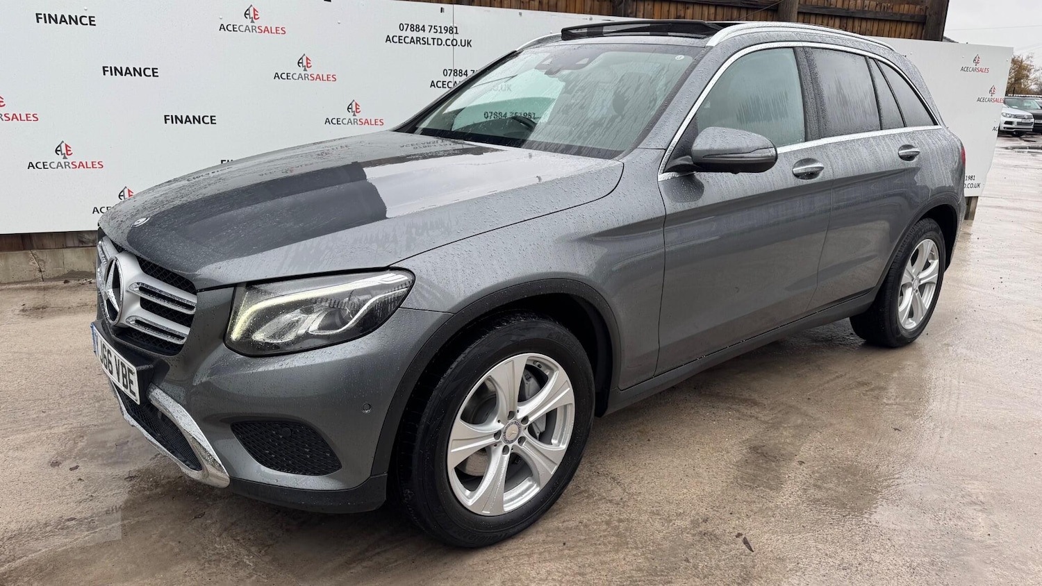 Used Mercedes-Benz GLC 2016 for sale - 76562327: Photo 4