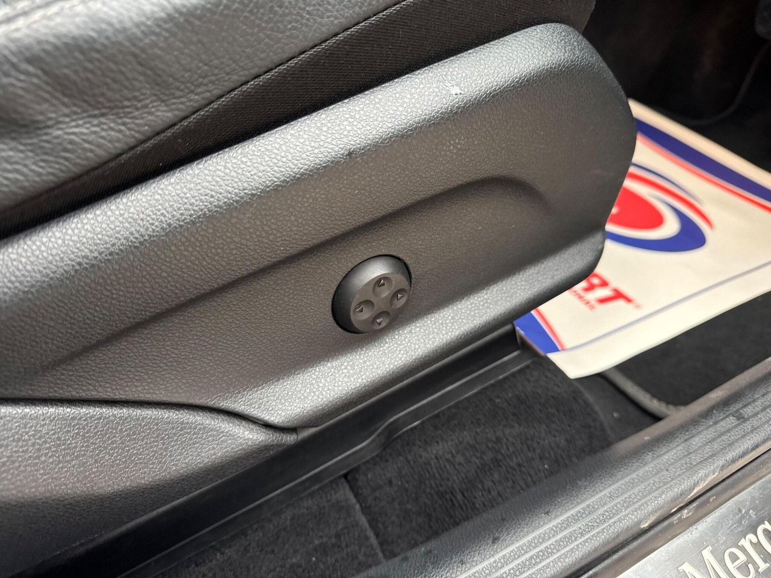 Used Mercedes-Benz GLC 2016 for sale - 76562327: Photo 79