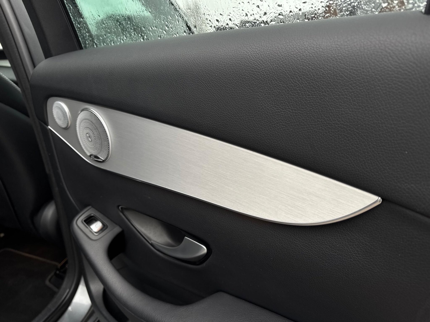 Used Mercedes-Benz GLC 2016 for sale - 76562327: Photo 82