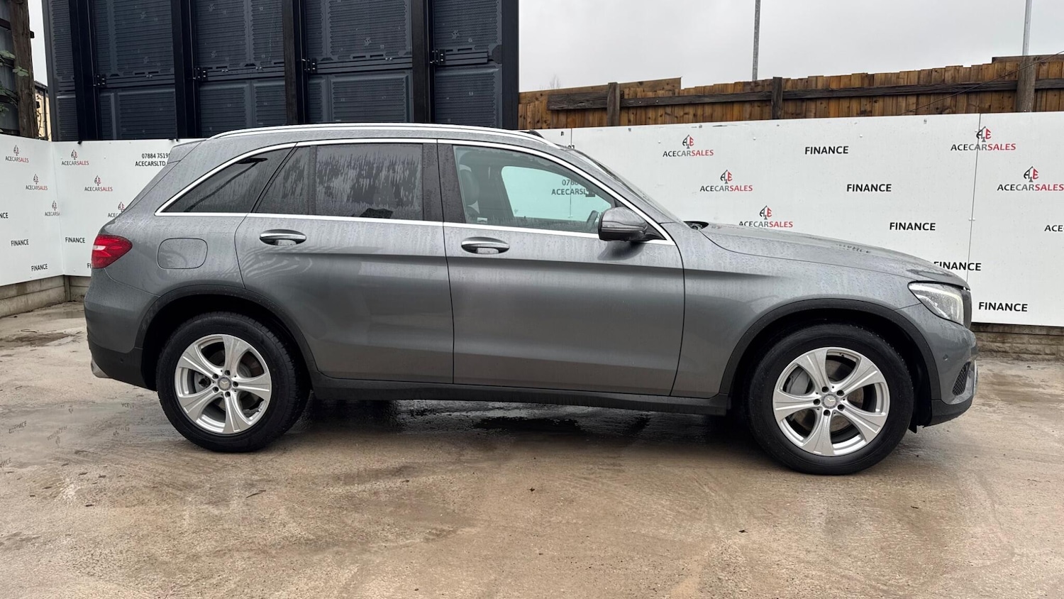 Used Mercedes-Benz GLC 2016 for sale - 76562327: Photo 9