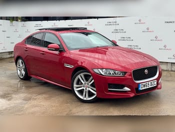 Used Jaguar XE 2016 for sale - 79860659: Photo