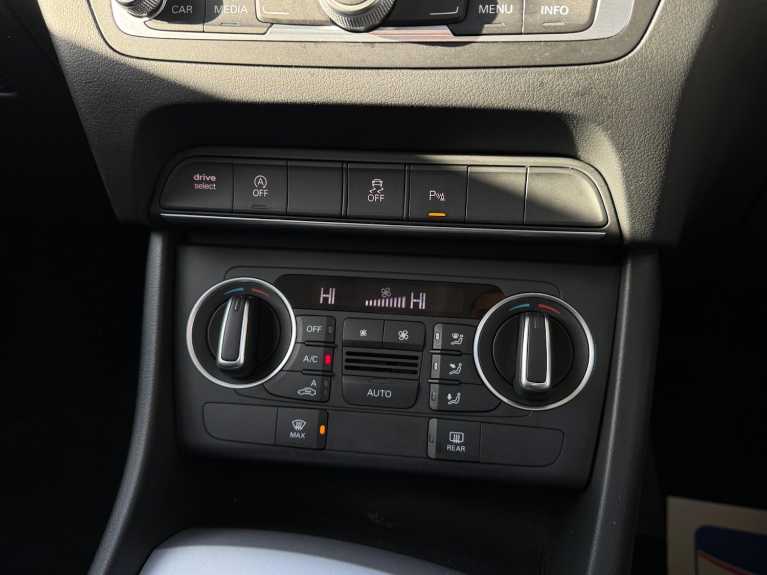 Used Audi Q3 2015 for sale - 77359004: Photo 17