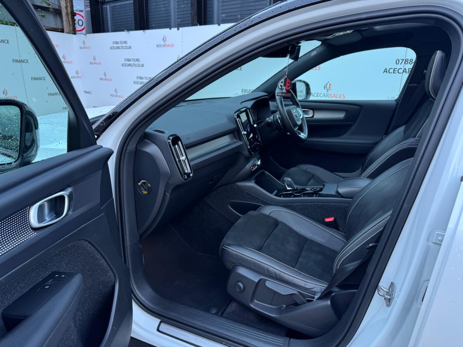 Used Volvo XC40 2020 for sale - 76620431: Photo 17