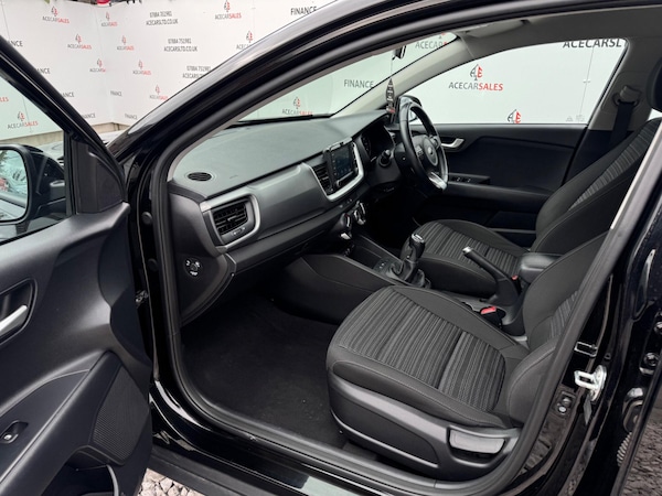 Used Kia Stonic 2019 for sale - 75646285: Photo 17