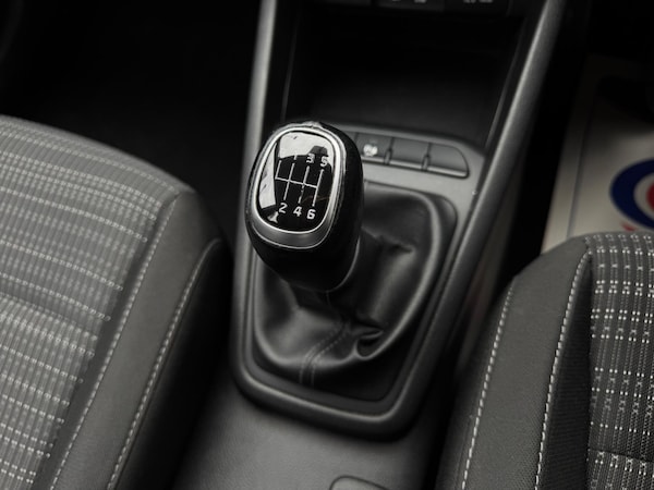 Used Kia Stonic 2019 for sale - 75646285: Photo 25