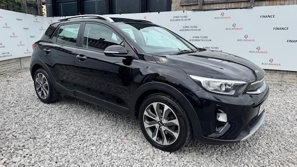 Used Kia Stonic 2019 for sale - 75646285: Photo 2